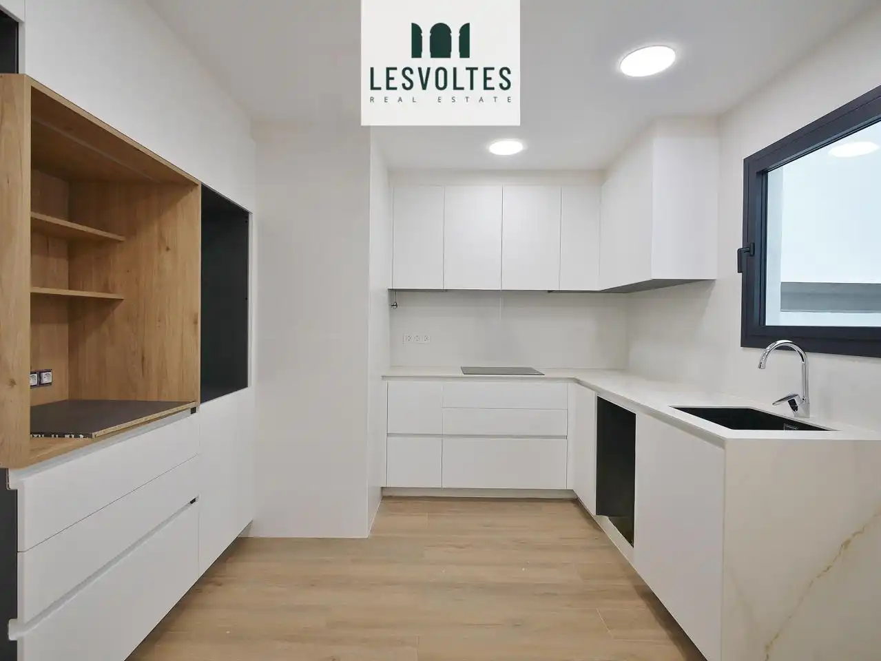 Kitchen of Flat for rent in Palafrugell  with Parquet flooring