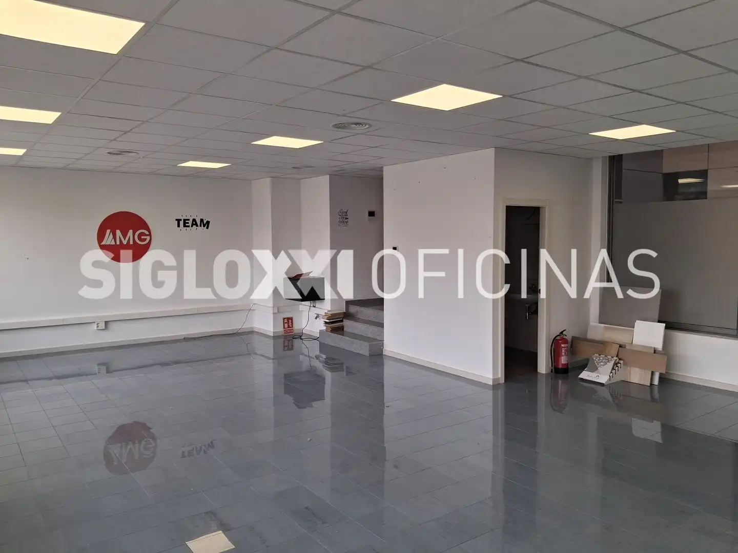 Office for rent in Esplugues de Llobregat  with Air Conditioner and Heating
