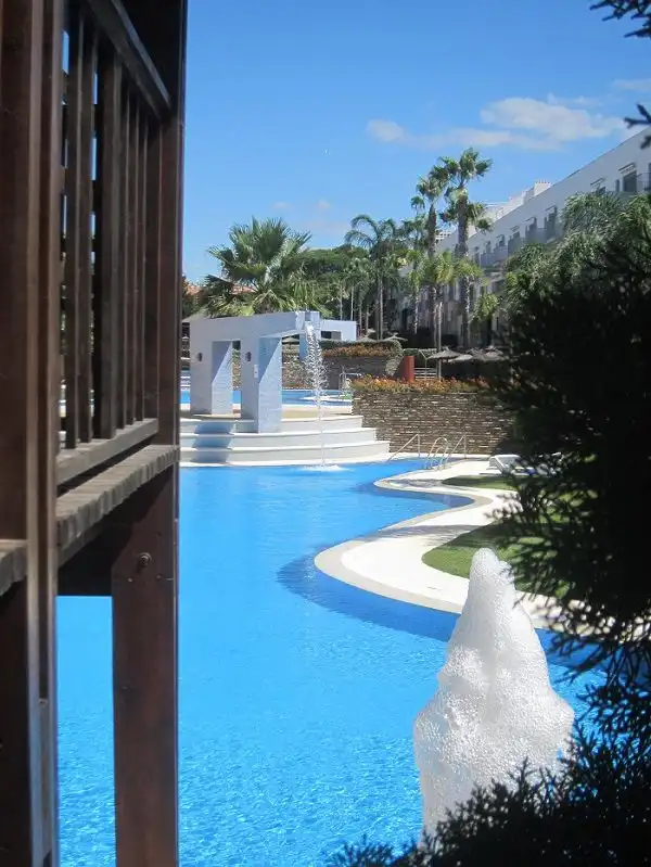 Piscina de Apartament en venda en Islantilla amb Aire condicionat, Calefacció i Terrassa