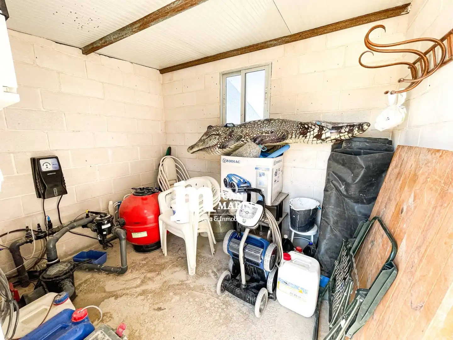 Country homes for sale in Cieza  with Air Conditioner, Private garden and Storage room
