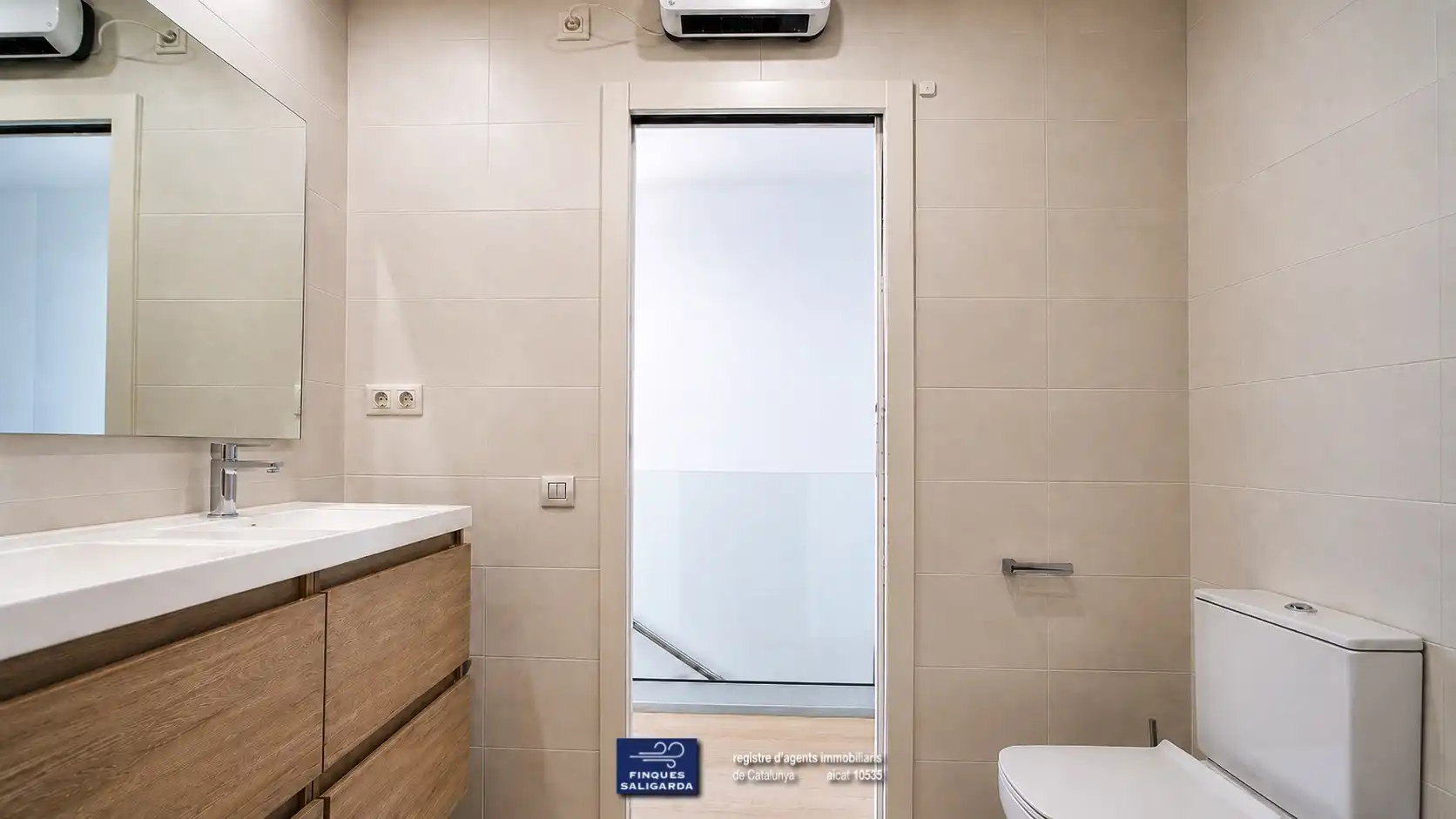 Bany de Dúplex en venda en L'Ametlla del Vallès amb Aire condicionat, Calefacció i Jardí privat