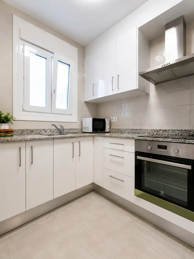 Küche von Wohnung zum Verkauf in Vic mit Heizung und Ofen