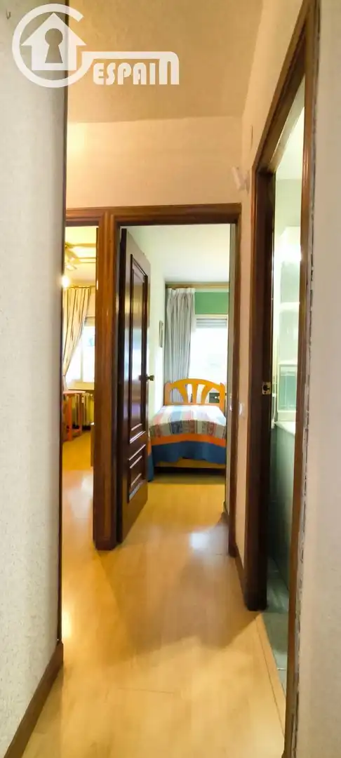 Bedroom of Flat for sale in Latina