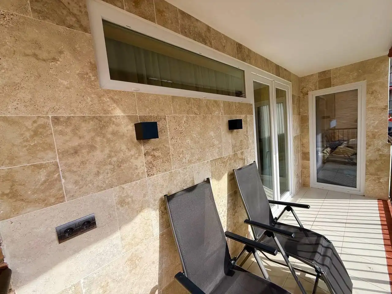 Terrasse von Maisonette zum Verkauf in Benidorm mit Privatgarten, Terrasse und Möbliert