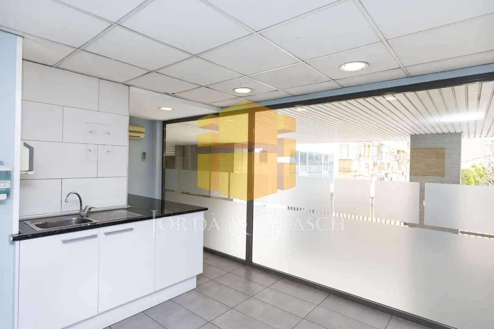 Local comercial en venda a Avinguda de Madrid 150, imagen 11