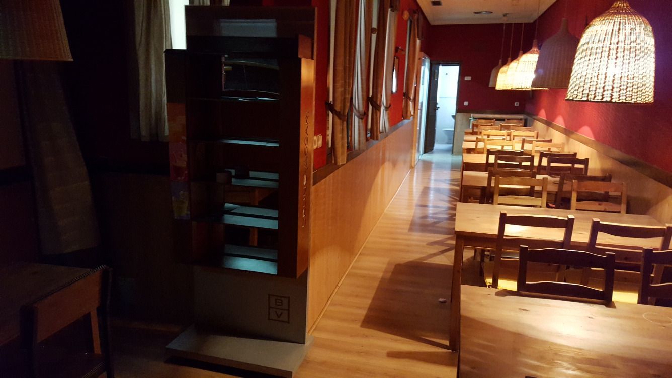 Premises for sale in  Madrid Capital  with Air Conditioner, Heating and Furnished