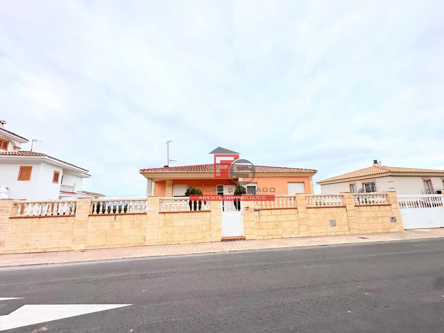 Vista exterior de Casa o xalet en venda en Cullera amb Jardí privat, Terrassa i Traster