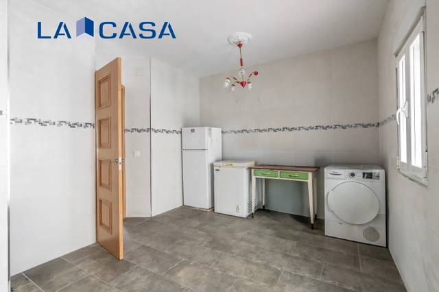 Piso en Venta en Calle de María Antonia en Moscardó