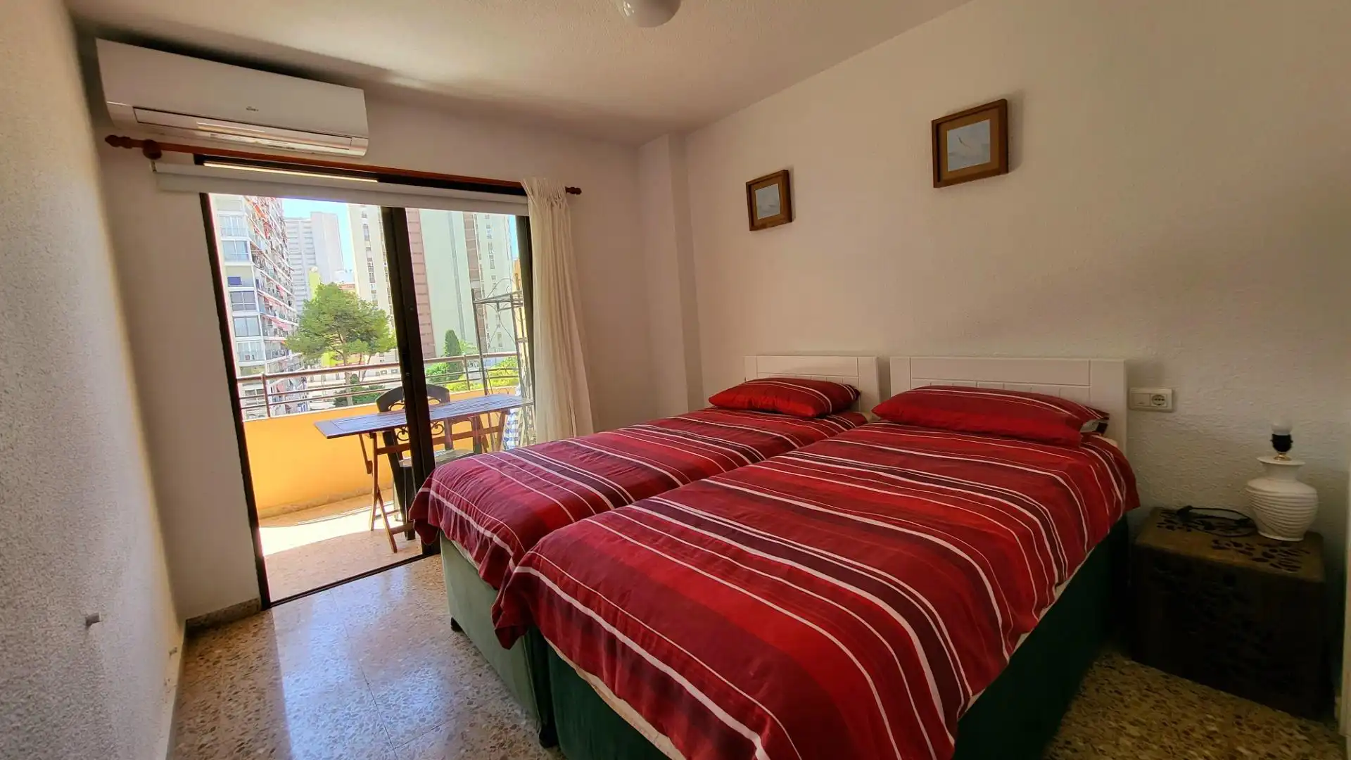 Dormitori de Apartament en venda en Benidorm