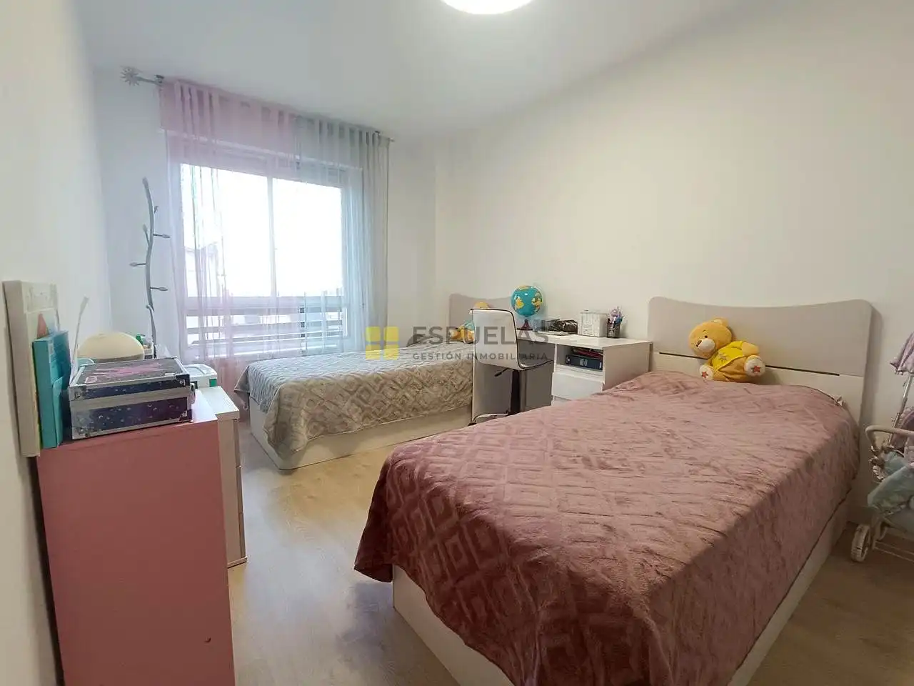 Schlafzimmer von Wohnung zum Verkauf in Arnedo mit Heizung, Abstellraum und Möbliert