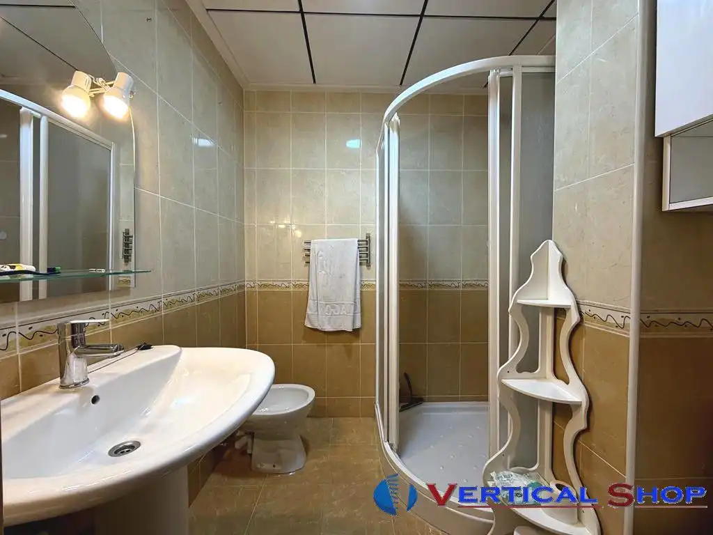Bathroom of Flat for sale in Caudete