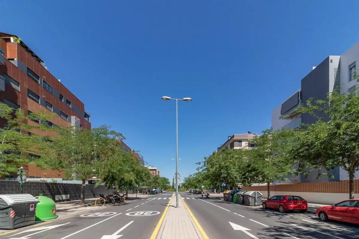 Exterior view of Flat for sale in Granada  with Air Conditioner, Heating and Jacuzzi
