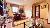 Living room of Flat for sale in Vigo   with Heating and Furnished