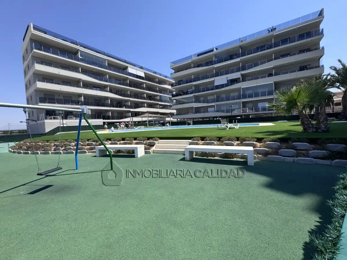 Außenansicht von Wohnung zum Verkauf in Santa Pola mit Heizung