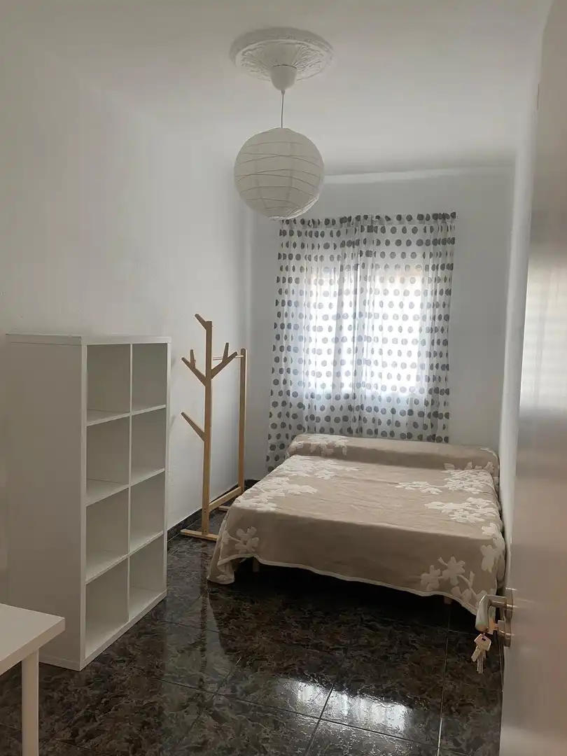 Bedroom of Flat for sale in Valencia  with Storage room