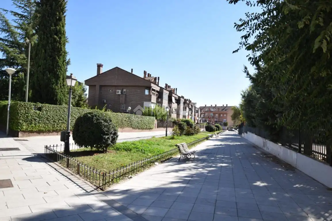 Vista exterior de Pis en venda en Alcorcón