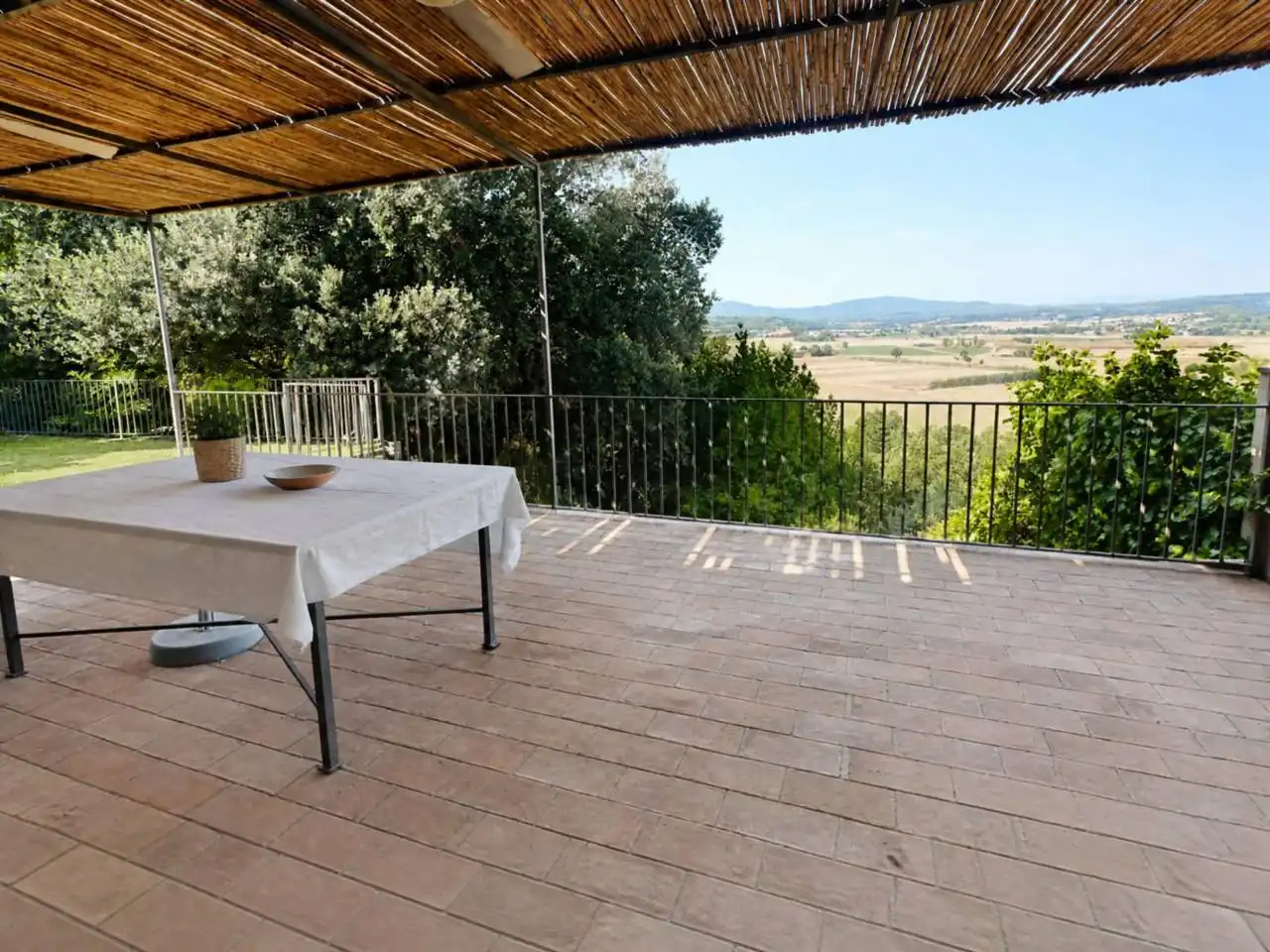Country house with garden for sale in Calle Castell d´Empordà, imagen 12