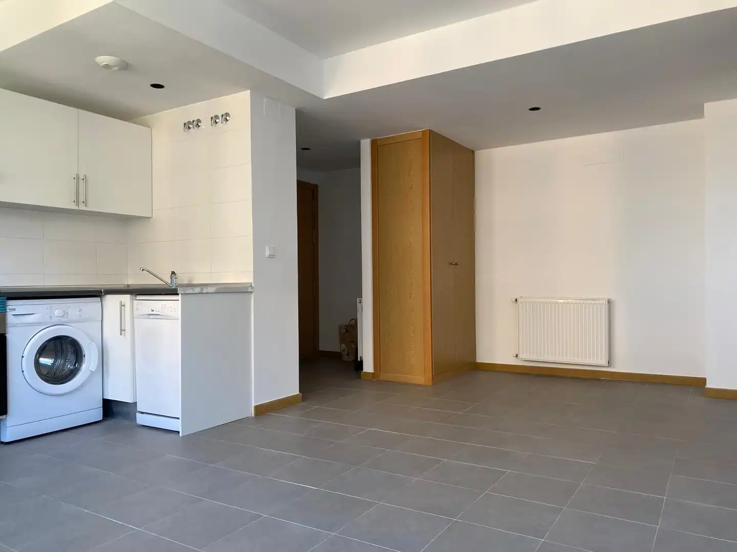 Flat for rent in Tres Cantos  with Heating, Storage room and Community pool