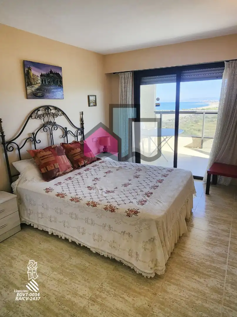 Habitación de Apartamento en venta en Cullera con Aire acondicionado, Terraza y Amueblado