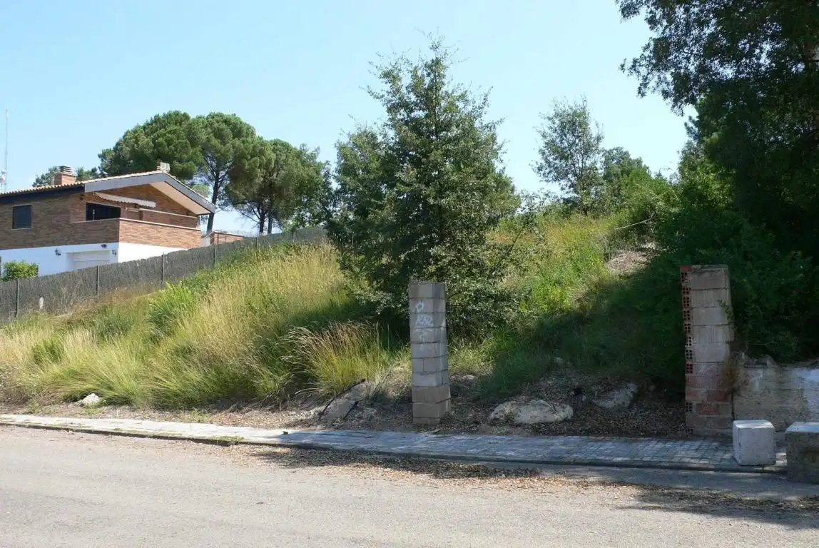 Terreny residencial en venda a Carrer de l'Àlber