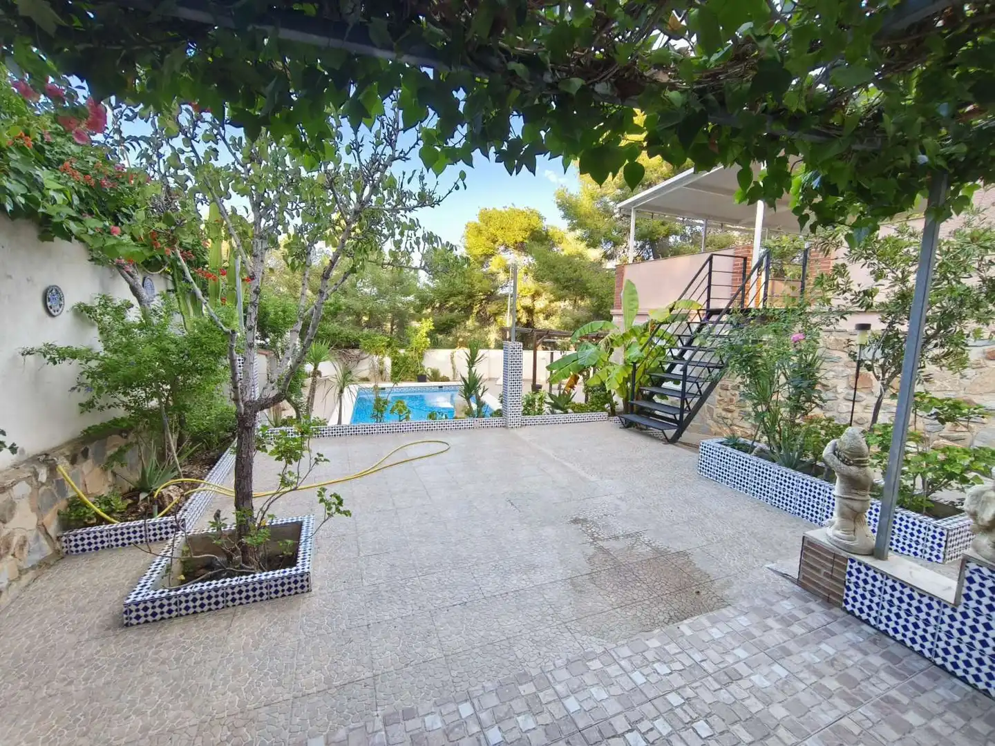 Jardín de Casa o chalet en venta en Torrevieja con Aire acondicionado, Trastero y Piscina