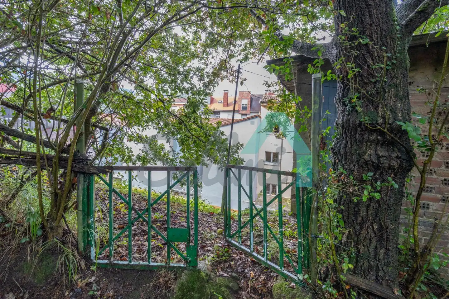 Exterior view of Houses for sale in San Martín del Rey Aurelio  with Private garden, Terrace and Storage room