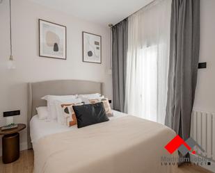 Bedroom of Flat for sale in  Madrid Capital  with Air Conditioner, Heating and Furnished