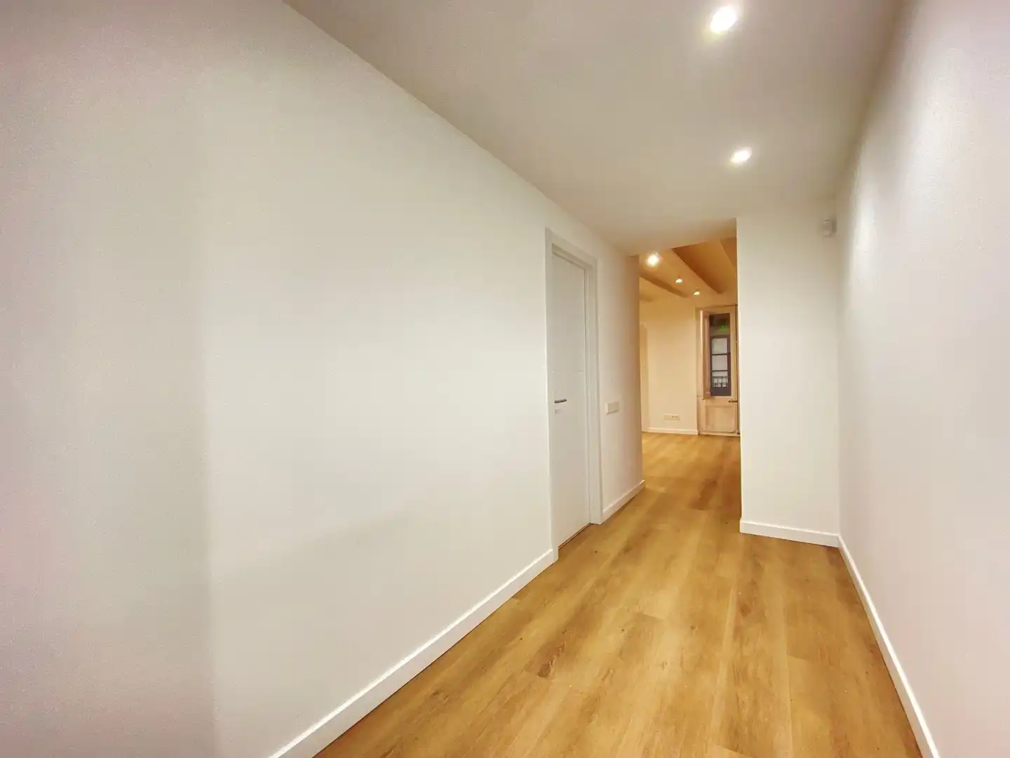 Piso en venta en Barcelona con Aire acondicionado, Calefacción y Parquet