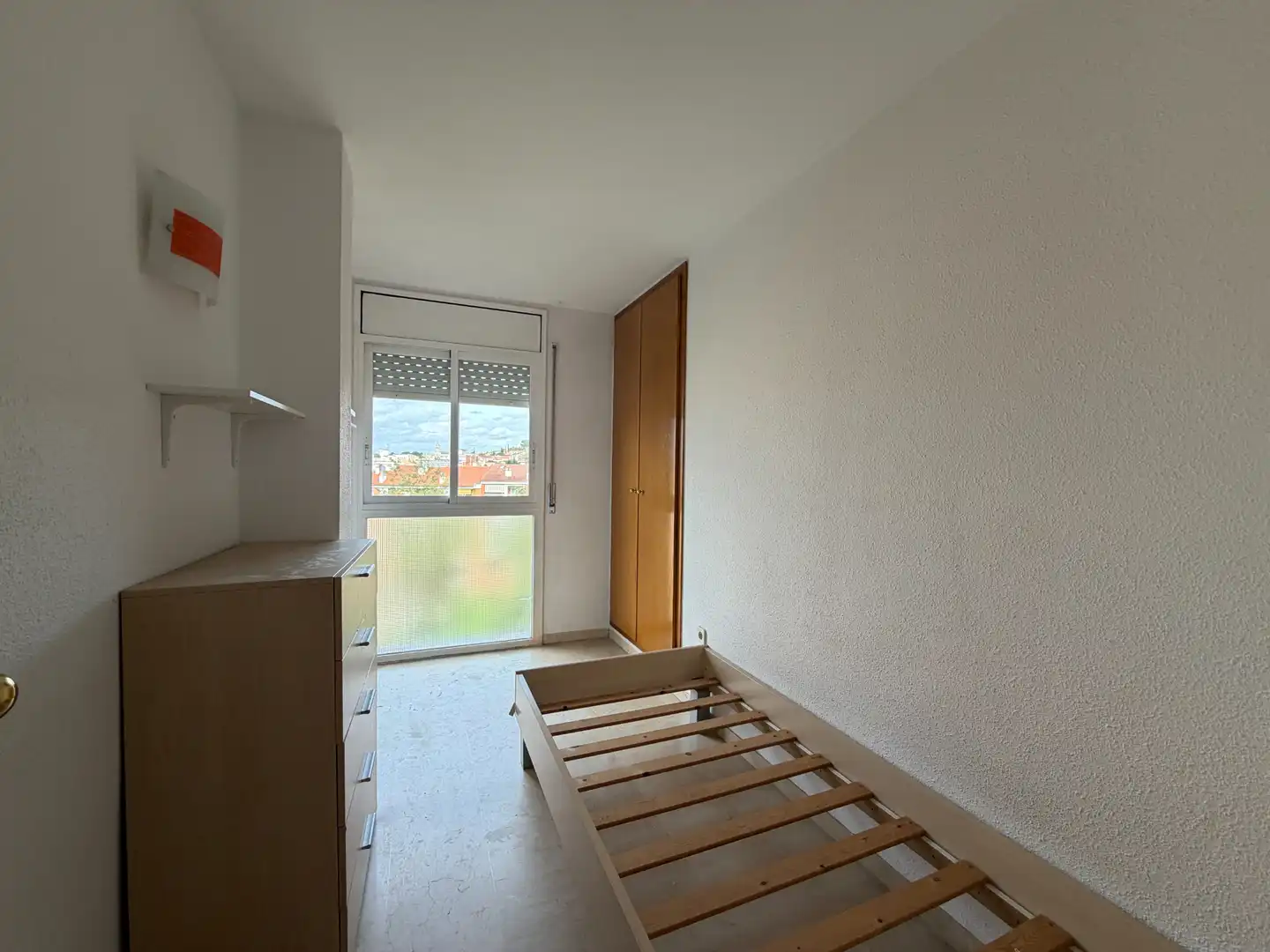 Dormitori de Àtic en venda en Girona amb Aire condicionat, Calefacció i Parquet