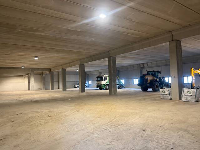 Nave industrial en Alquiler en N/A, -1 en Abanto y Ciérvana-Abanto Zierbena