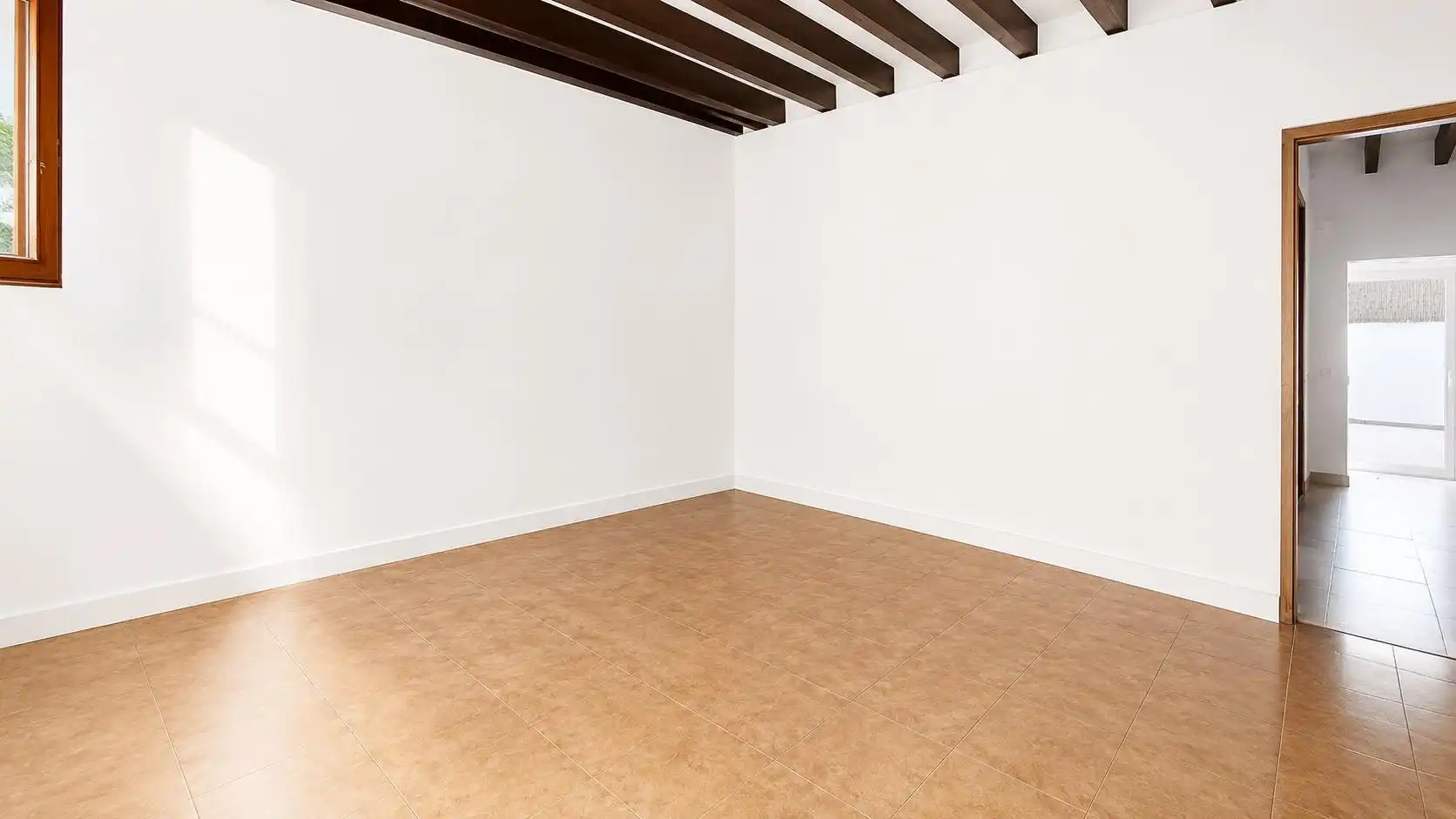 Bajo en venta en Calle CIMA, imagen 4