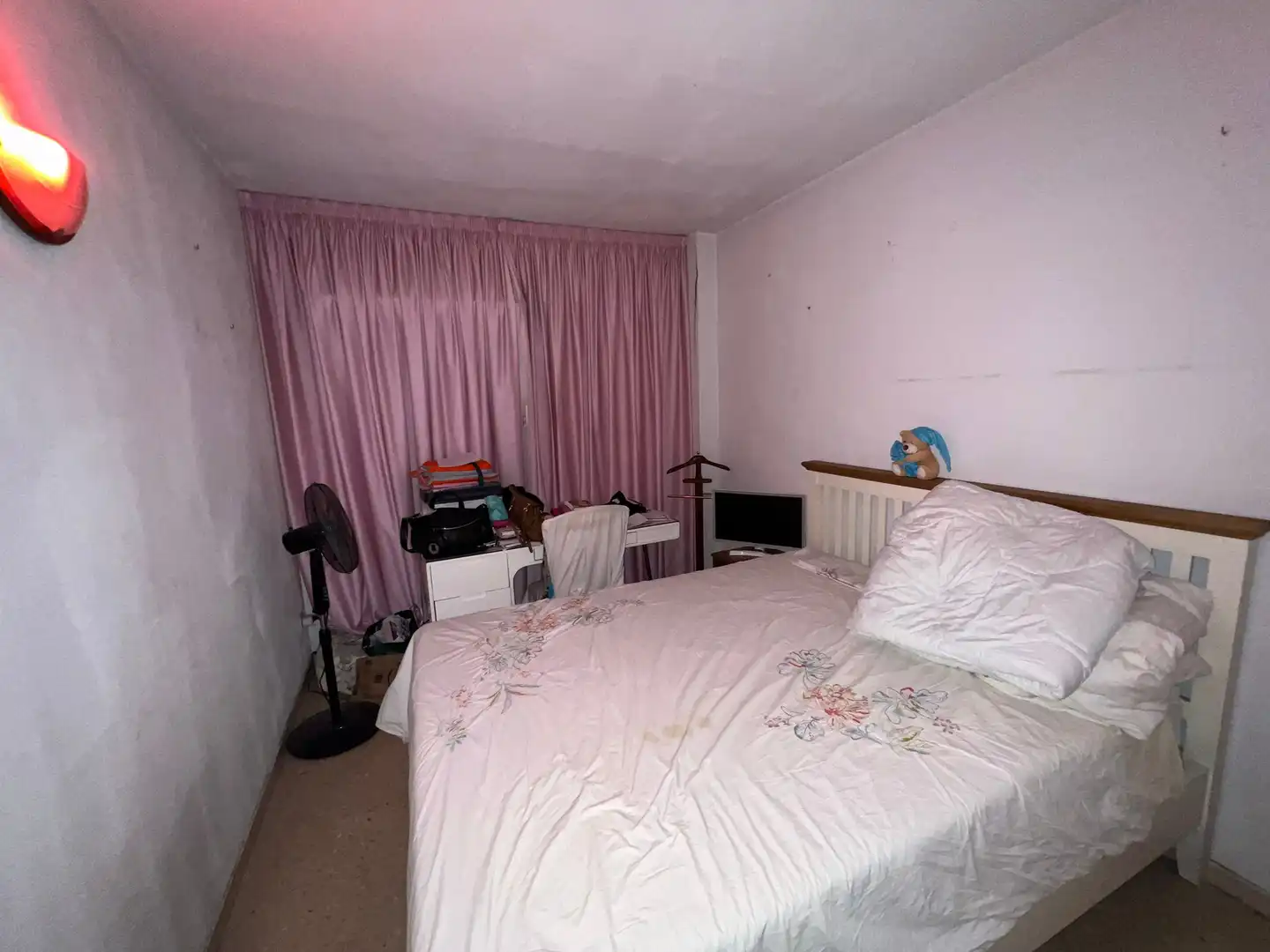 Schlafzimmer von Wohnung zum Verkauf in Barcelona mit Balkon