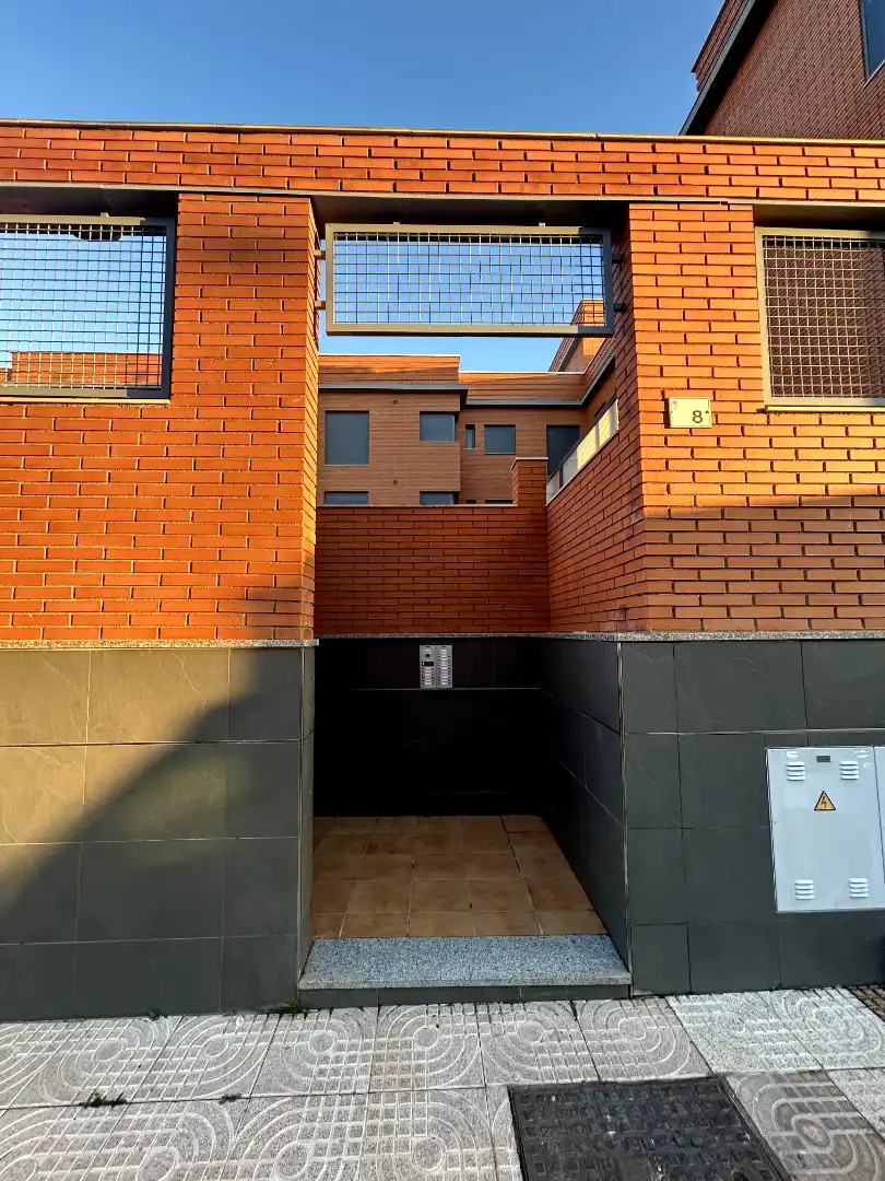 Vista exterior de Piso de alquiler en Vícar con Amueblado y Piscina comunitaria