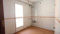 Kitchen of Flat for sale in Baeza  with Terrace