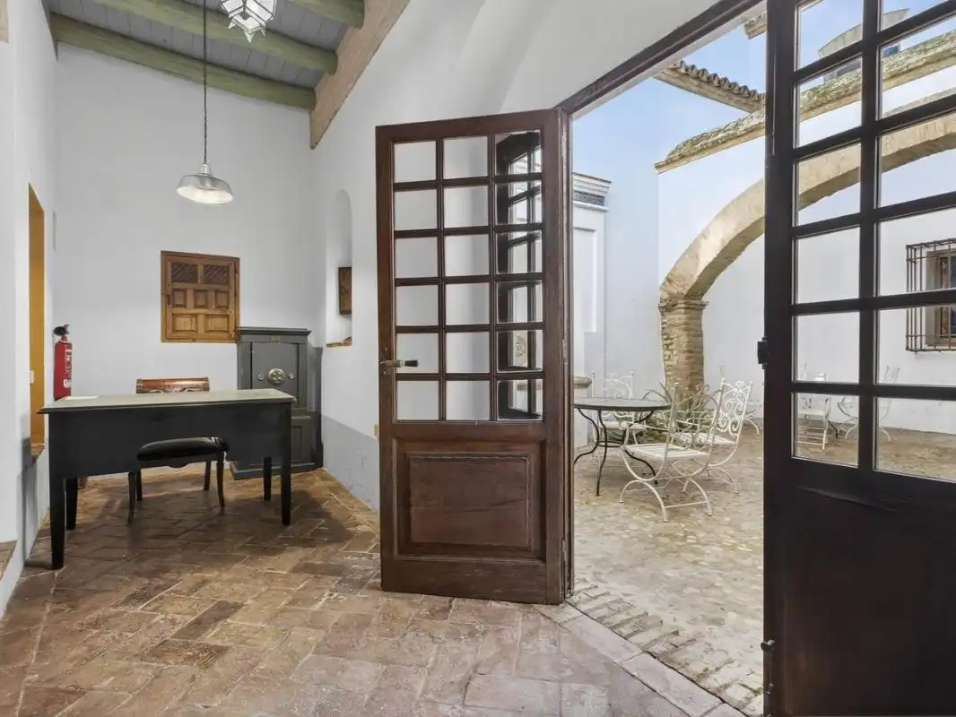 Houses for sale in Carmona  with Heating, Storage room and Swimming Pool