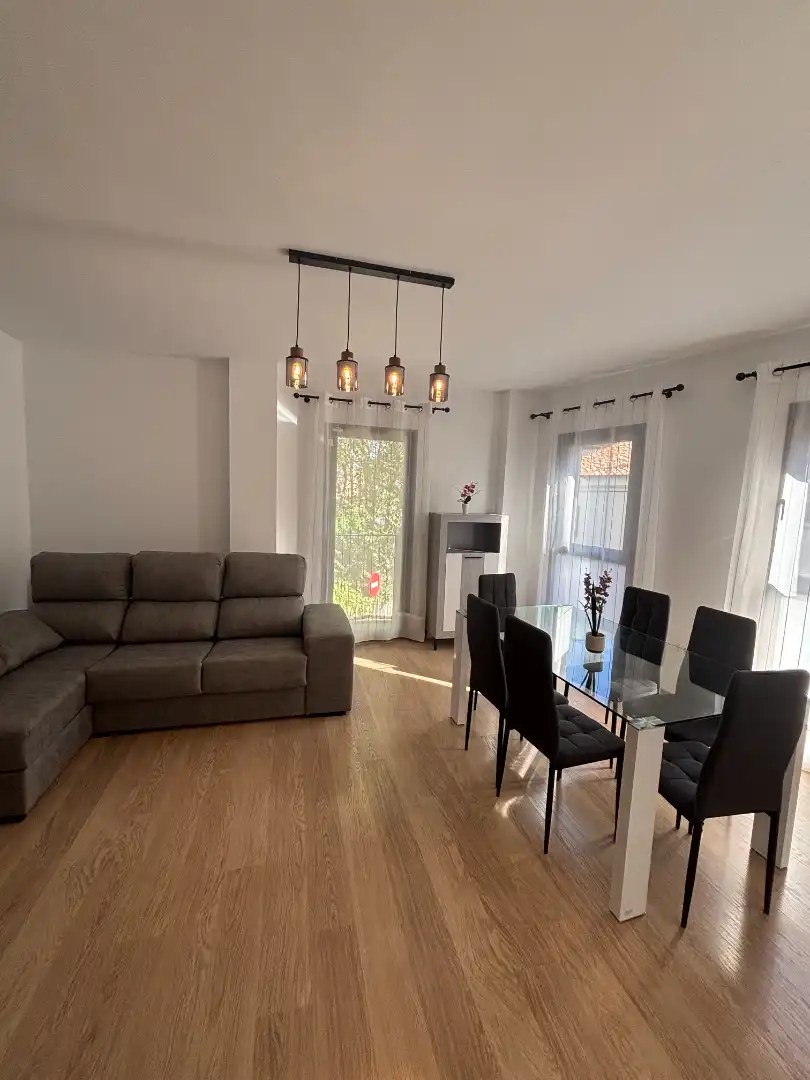 Sala de estar de Apartamento de alquiler en Cájar con Aire acondicionado, Calefacción y Amueblado