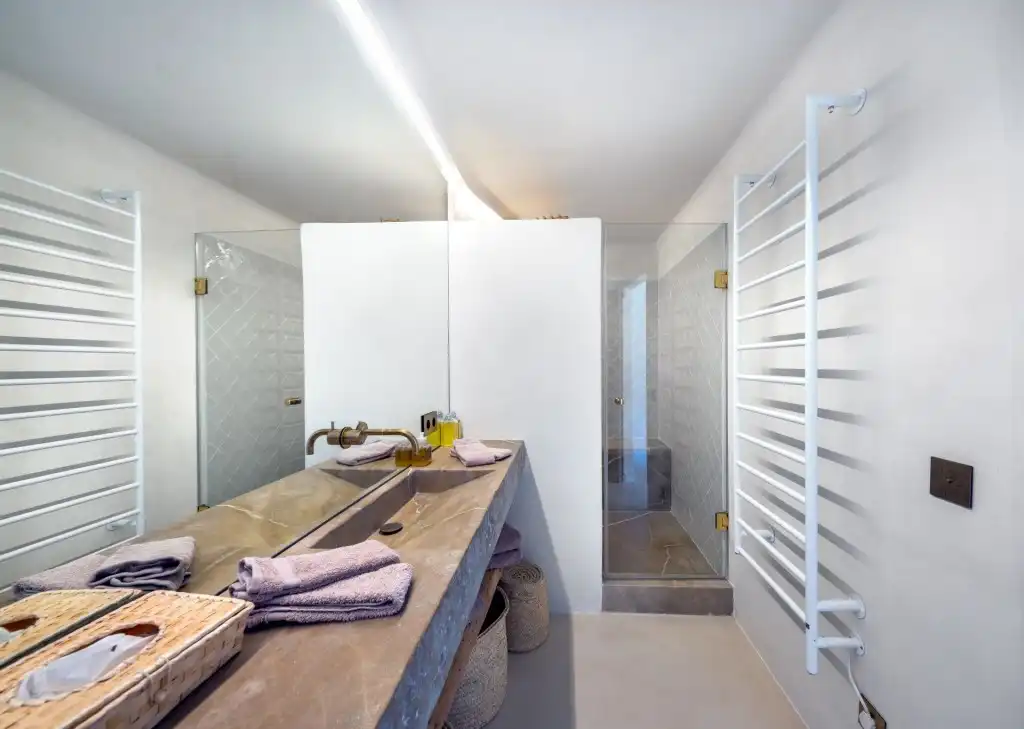 Bathroom of Country homes for sale in Deià  with Air Conditioner, Heating and Terrace