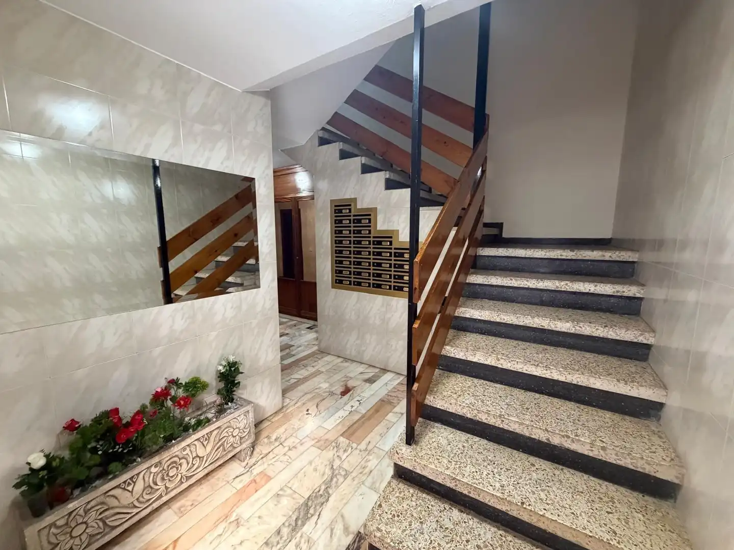 Pis en venda en Oviedo  amb Traster i Balcó