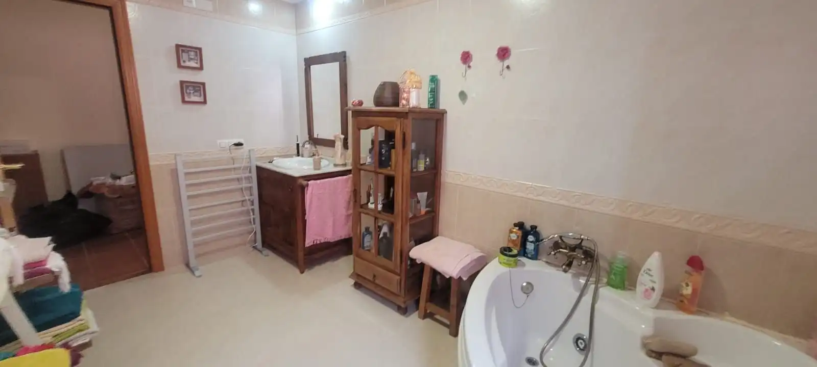 Bany de Casa o xalet en venda en Algeciras amb Jardí privat, Terrassa i Traster