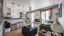 Living room of Flat to rent in  Madrid Capital  with Air Conditioner, Heating and Terrace