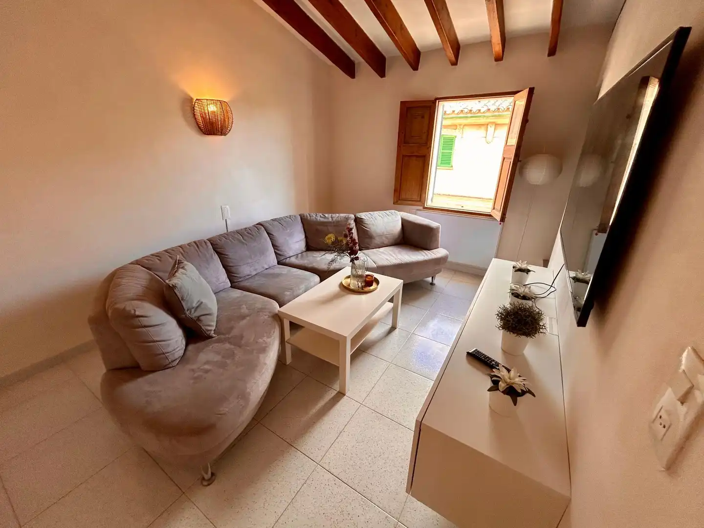 Sala d'estar de Dúplex de lloguer en Andratx amb Terrassa i Moblat