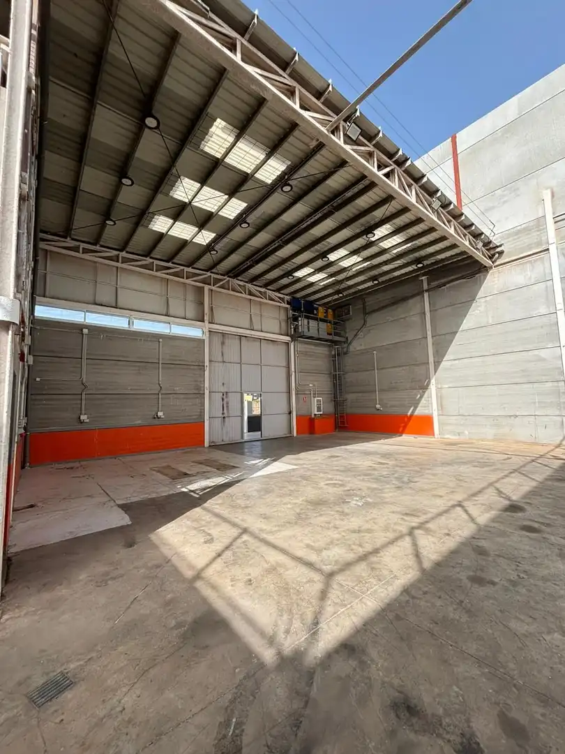 Industrial building to rent in Cruce de Arinaga, imagen 2