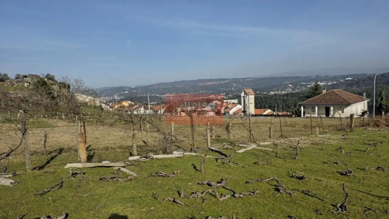 Residencial en venta en San Cibrao das Viñas