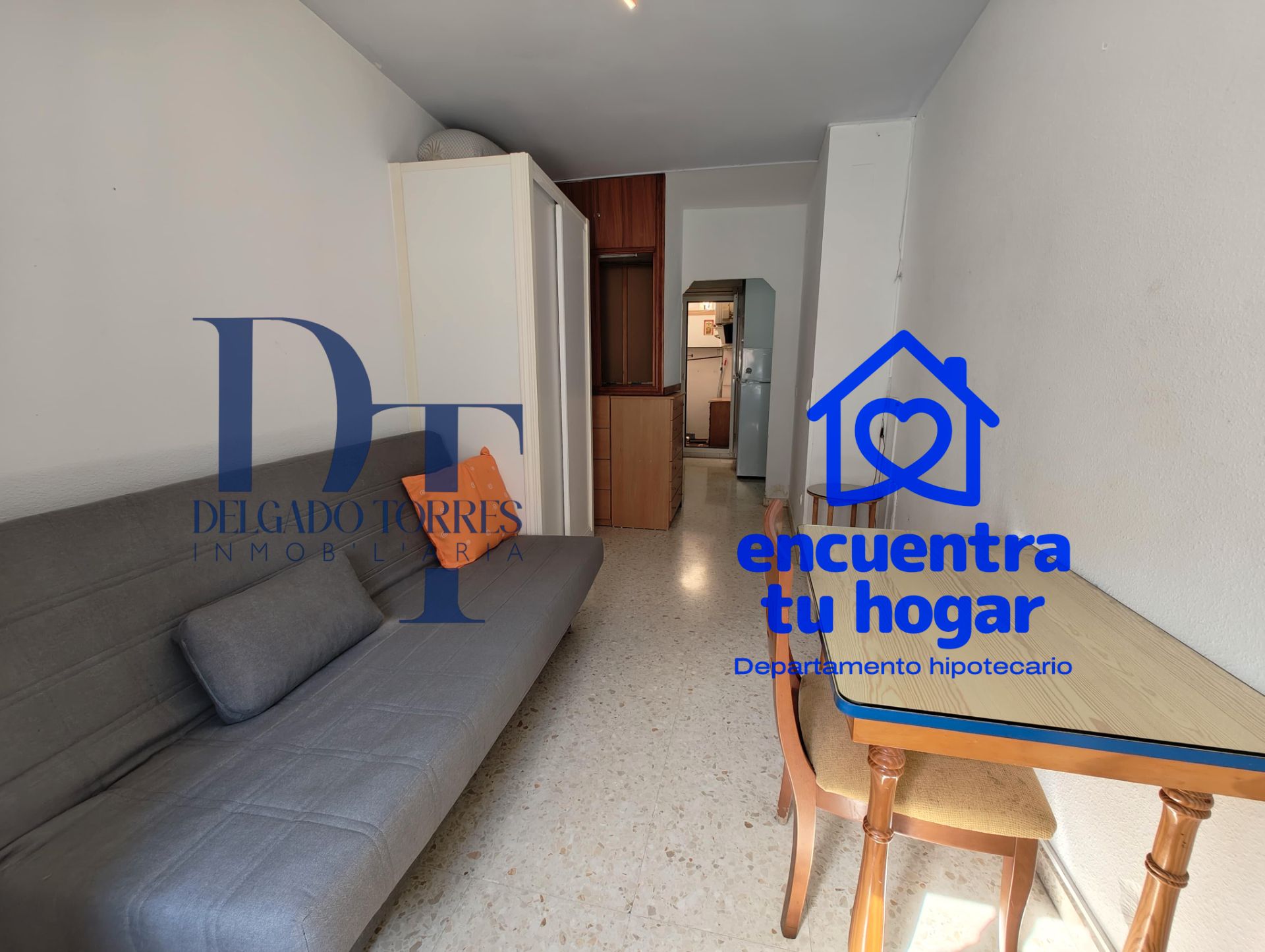 Vista exterior de Estudio en venta en Vélez-Málaga con Aire acondicionado