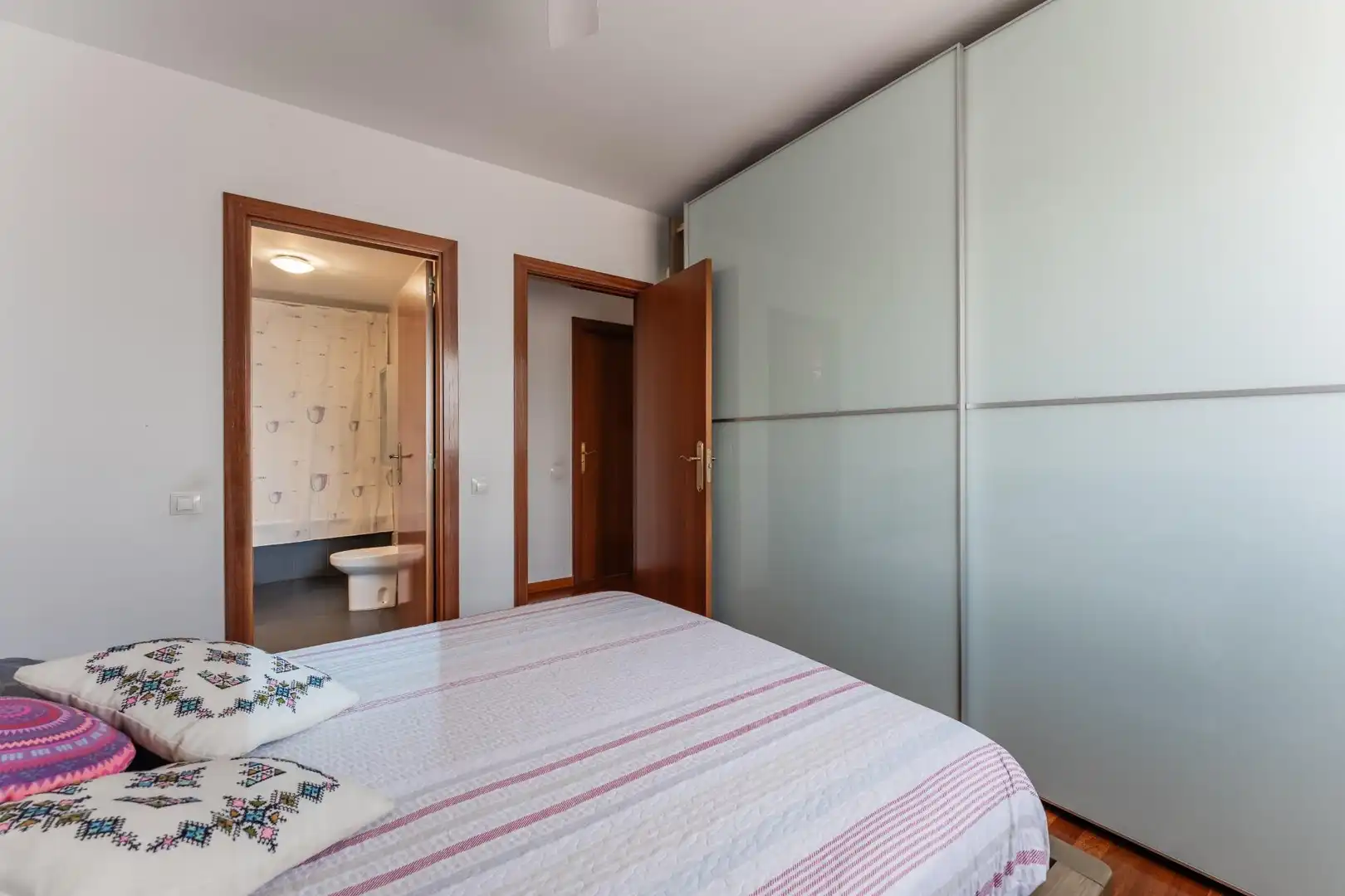 Dormitori de Pis en venda en Granollers amb Calefacció, Parquet i Terrassa