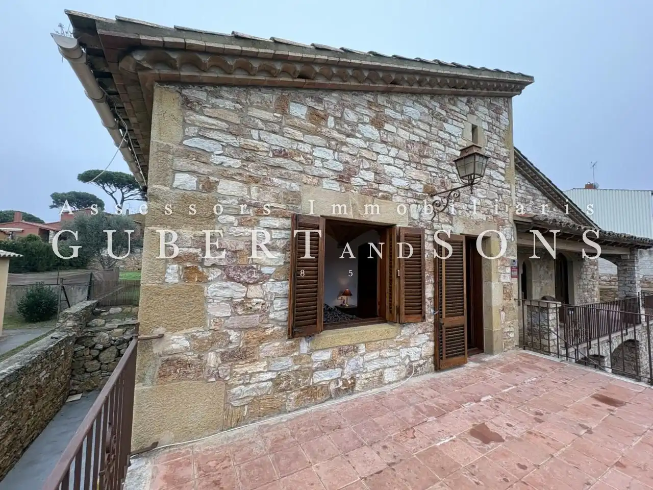 Vista exterior de Finca rústica en venda en Begur amb Calefacció, Jardí privat i Terrassa