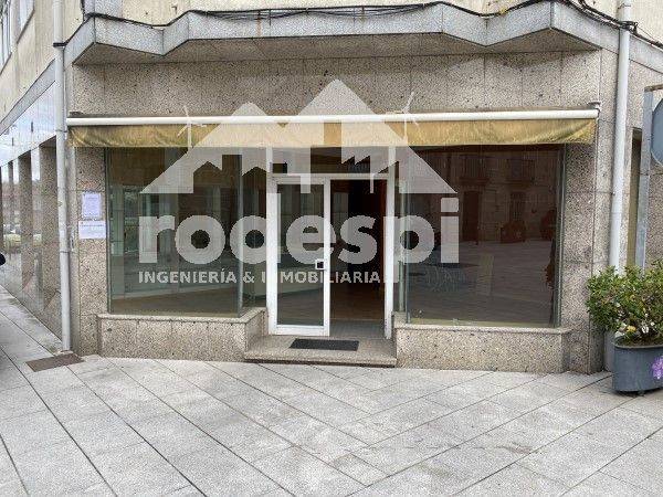 Local comercial en Alquiler en Arbo