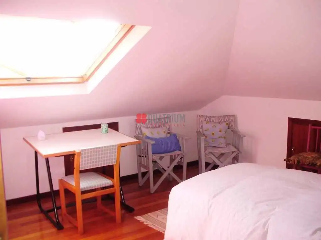 Bedroom of Houses for sale in Touro  with Private garden, Furnished and Balcony