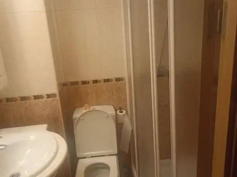 Baño de Piso para compartir en Huesca con Aire acondicionado, Parquet y Amueblado