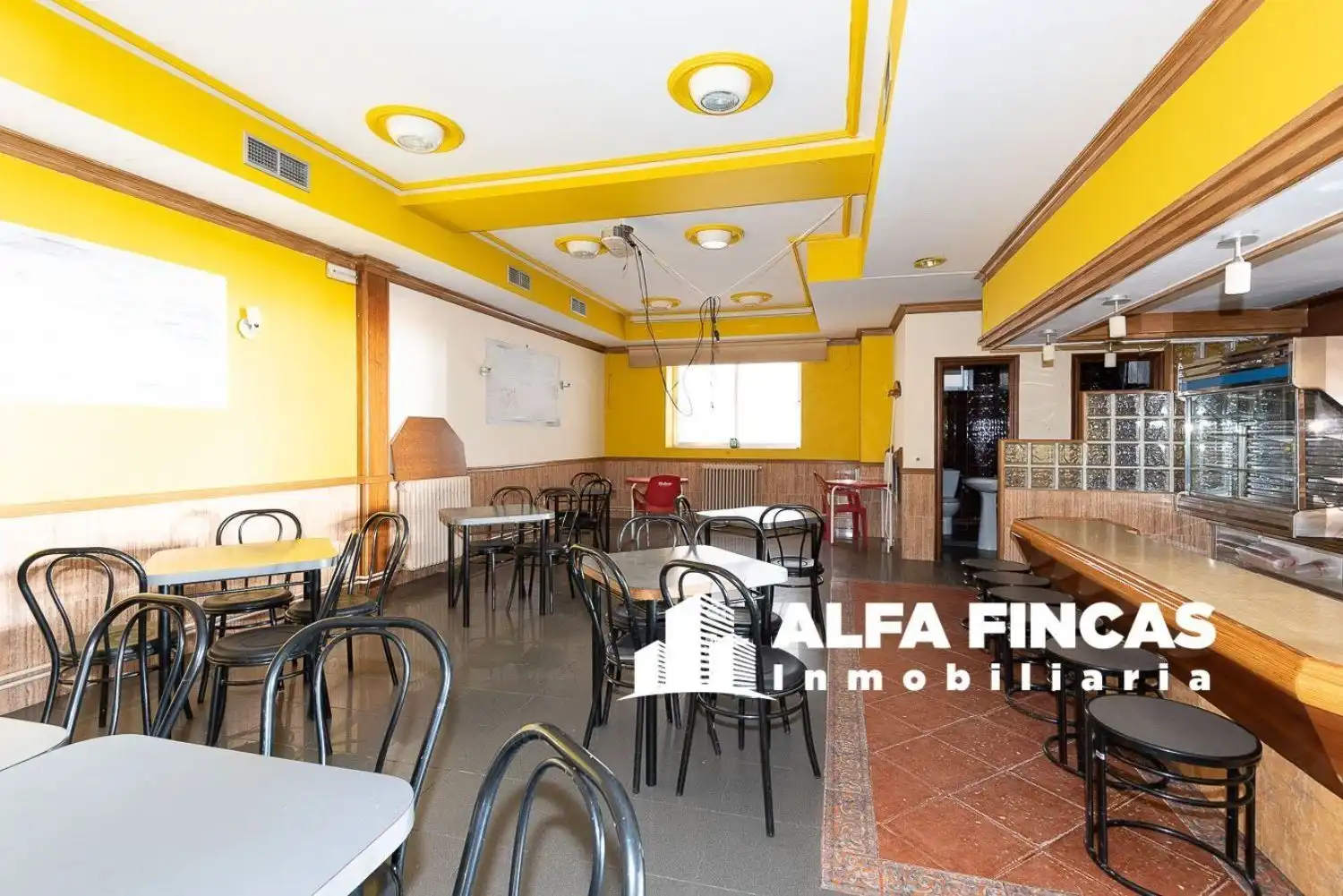 Local en venta en Villarrobledo